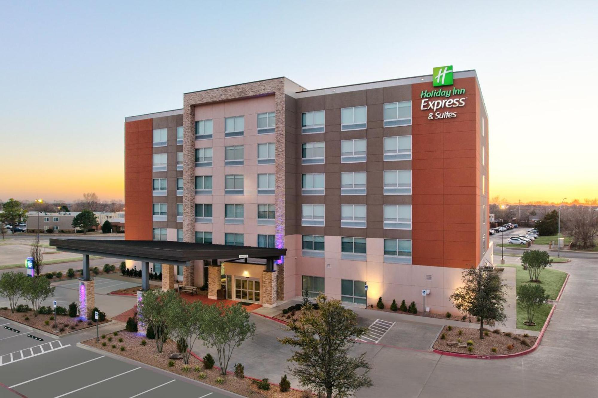 Holiday Inn Express & Suites Moore By Ihg Ngoại thất bức ảnh